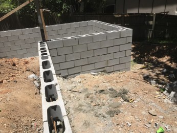 retaining wall installation